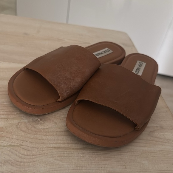 Steve Madden Sienna Slide in Brown - Picture 3 of 7